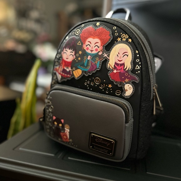 Hocus Pocus Loungefly Disney Small Backpack - Picture 1 of 5